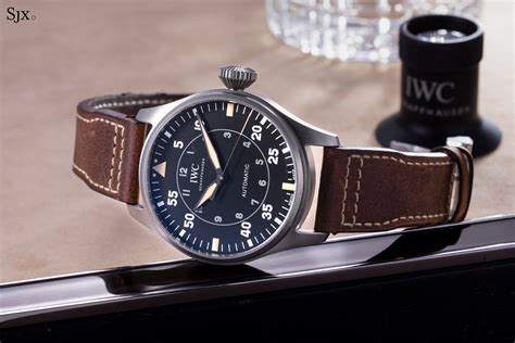 WatchNet: Watch Talk: PAM233 vs. IWC Big Pilot